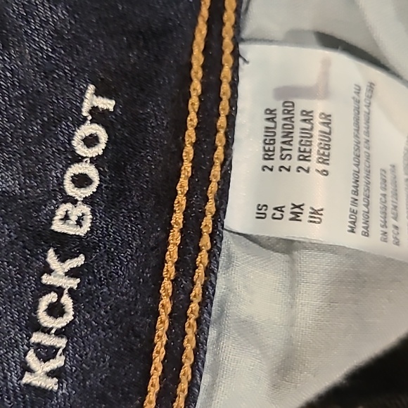 American Eagle Jeans Kick Boot Size 2 - Picture 2 of 5